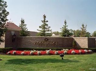4083 Lonebridge Cir #474, Canton, MI 48188