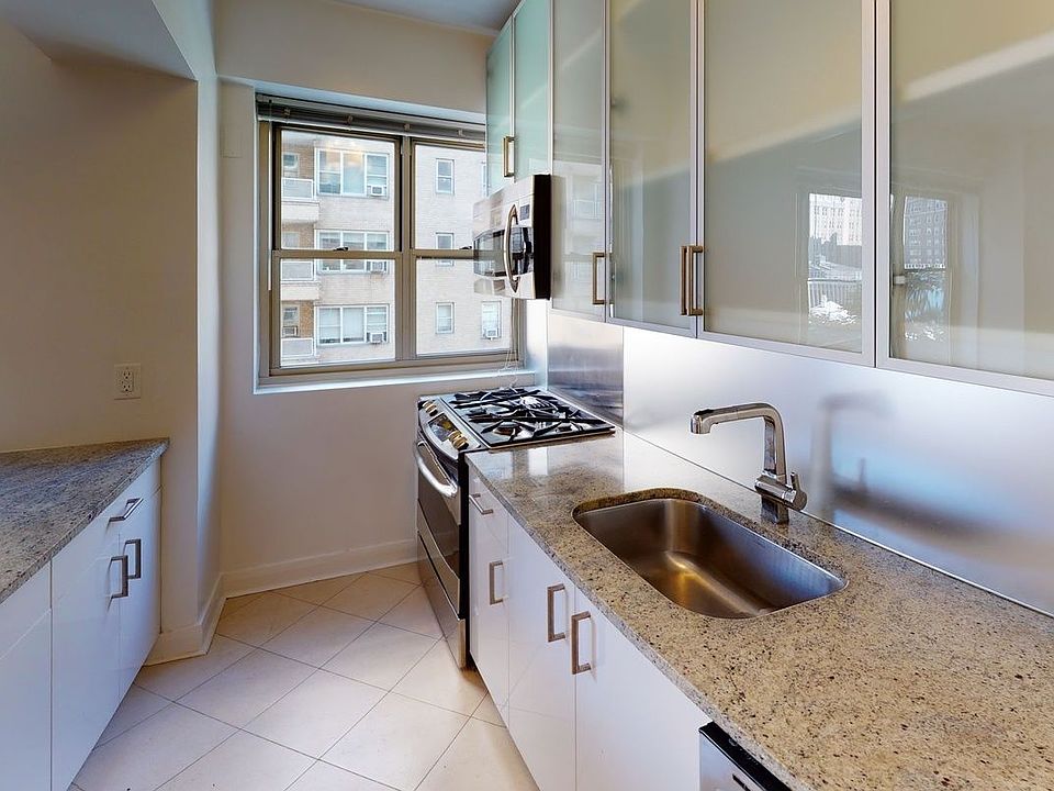 1st image of 30 Park Ave #7NE