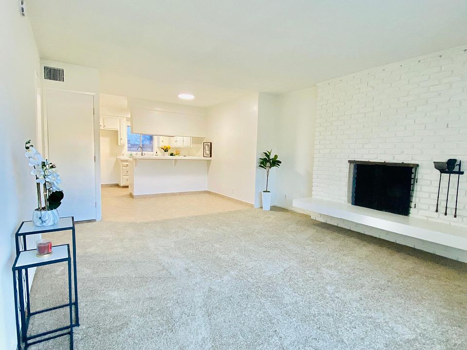 Spacious living room.