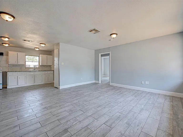 5859 Westover St — Photo 5