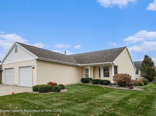 1021 Randy Ln, Saint Johns, MI 48879