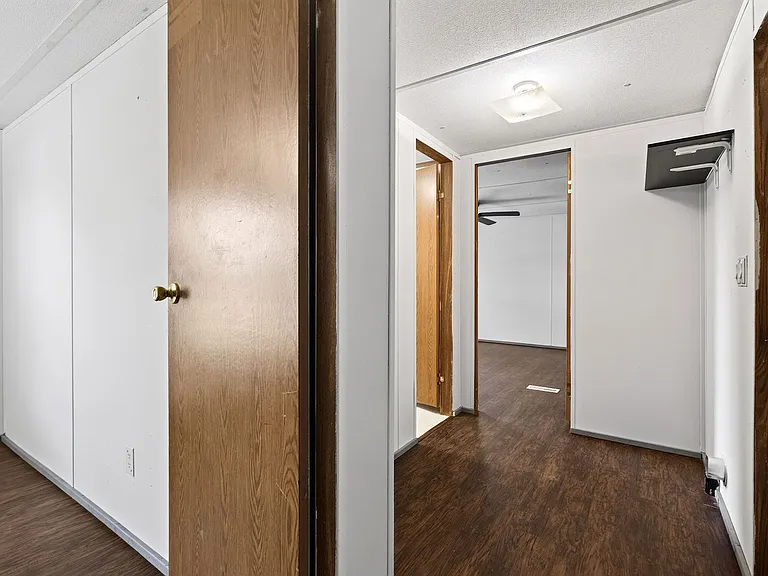 7853 Grasshopper Rd — Photo 14