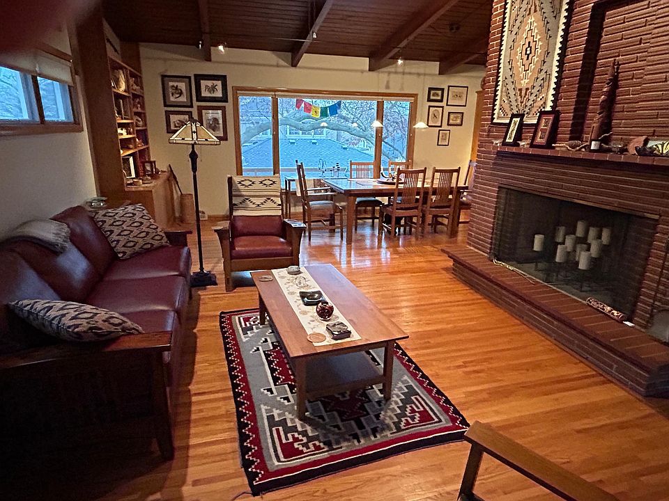 Living room, dining room adjacent.