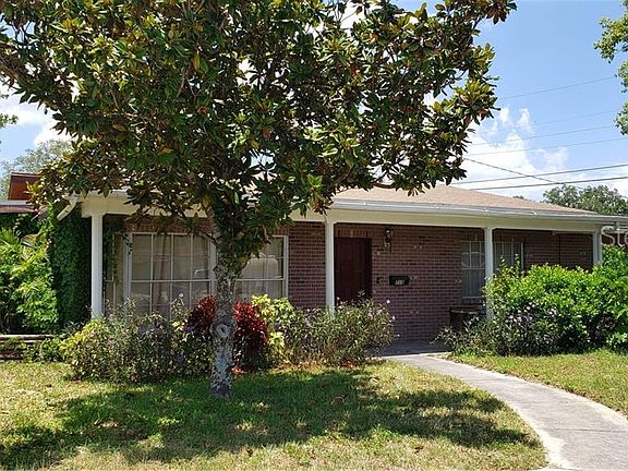 3rd image of 719 Venetian Ave