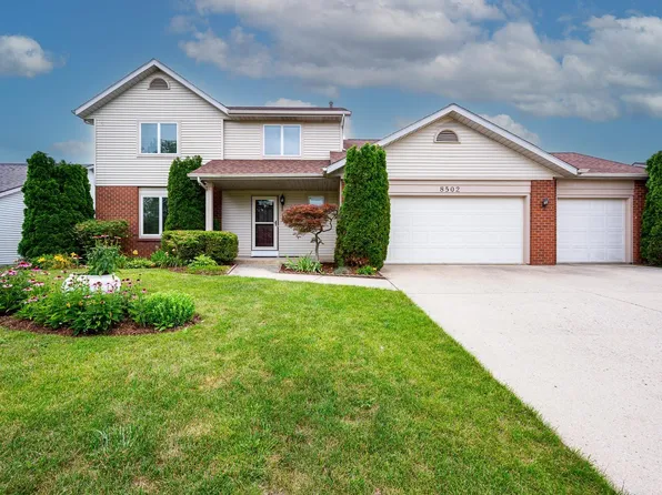 8502 Victoria Woods Pl, Fort Wayne, IN 46825