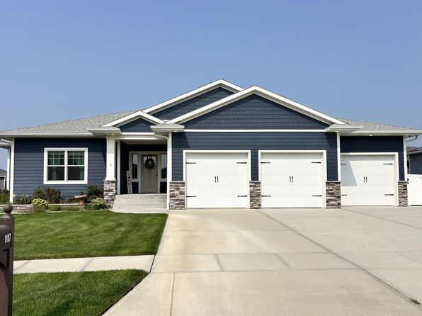 1107 Westbrook Dr, Norfolk, NE 68701