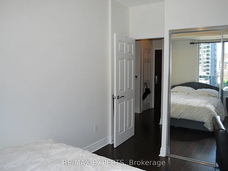 35 Balmuto St #803 — Photo 7