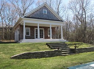 2489 Town Line Rd, Sag Harbor, NY 11963