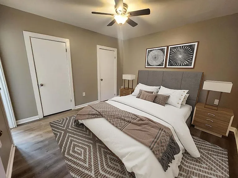2915 Westwood Northern Blvd — Photo 6