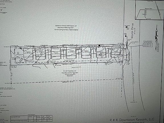 4th image of 2718 Worth Dr