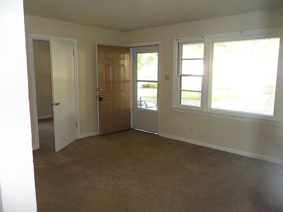 3rd image of 4315 Boswell Ave