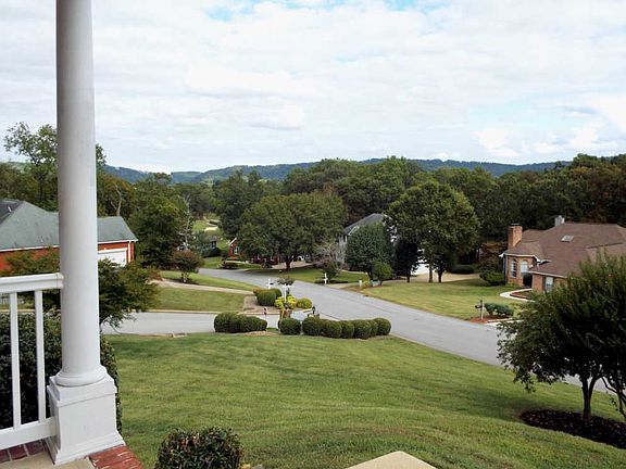 2nd image of 1612 Windstone Dr