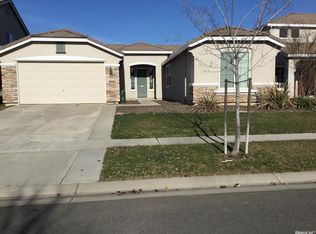 1407 Table Mountain Dr, Plumas Lake, CA