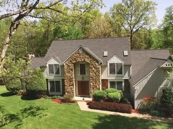 700 Rockwood Dr, Titusville, PA 16354