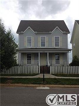 1st image of 106 Saint Charles Pl