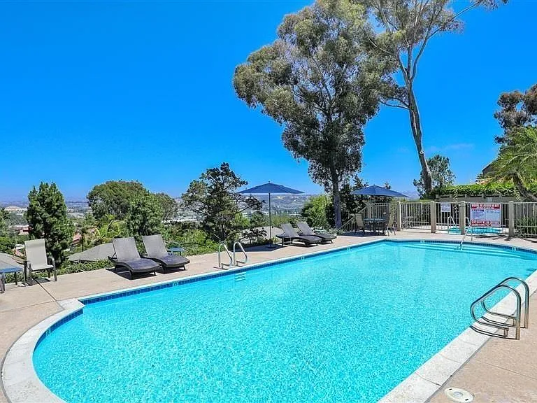 Community pool