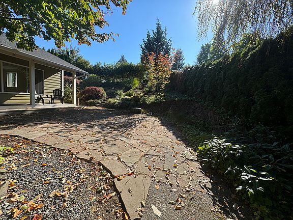 2nd image of 11605 16th Pl SE