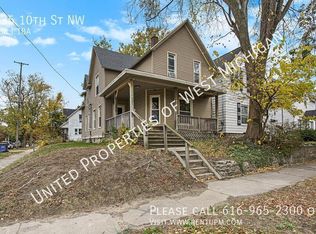 935 10th St NW, Grand Rapids, MI 49504