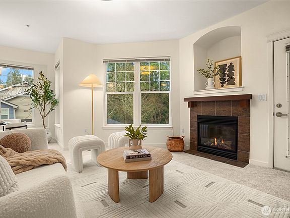 5th image of 4311 Issaquah Pine Lake Road SE #1102