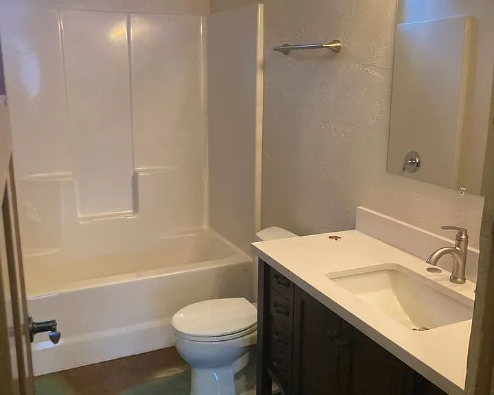 597 Iowa Ave #1 — Photo 2