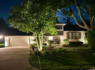 0N093 Jefferson St, Winfield, IL 60190