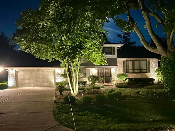 0N093 Jefferson St, Winfield, IL 60190