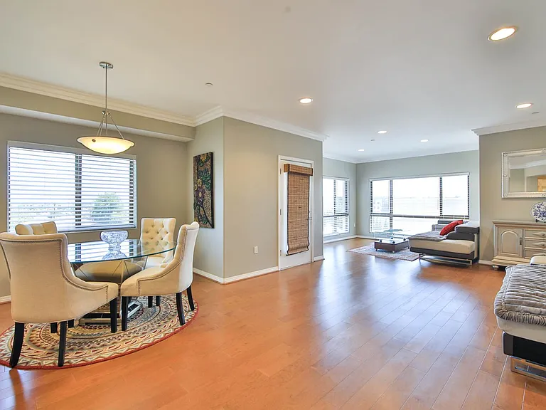 600 N Atlantic Blvd #425 — Photo 2