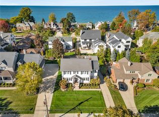 21540 Aberdeen Rd, Rocky River, OH 44116