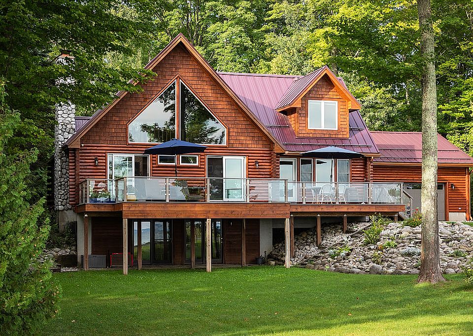 3768 S Lee Point Rd, Suttons Bay, MI 49682 | Zillow