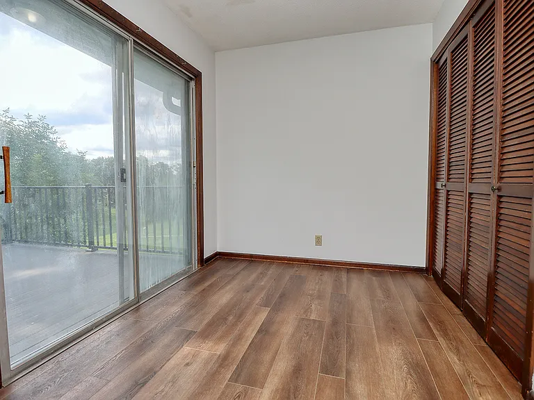 5521 S 42nd Street Ct — Photo 9