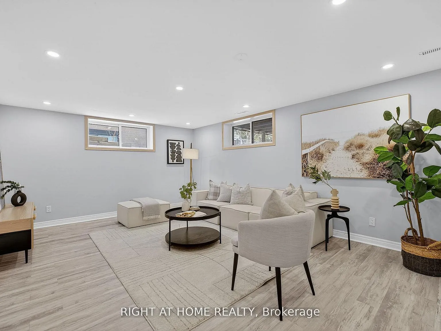2 bed, $1,800 — Photo 2