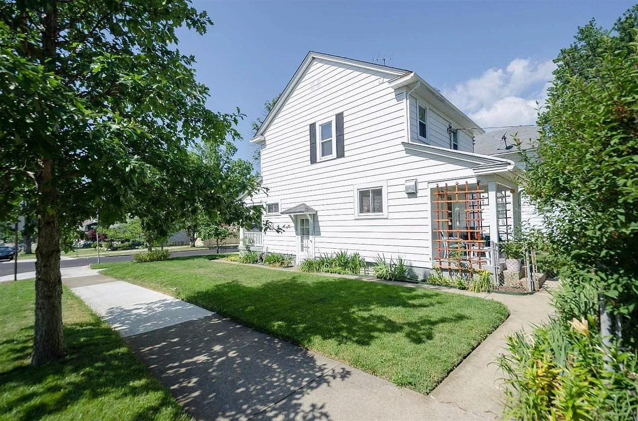 2 bed, 1100 sqft, $1,495 — Photo 4