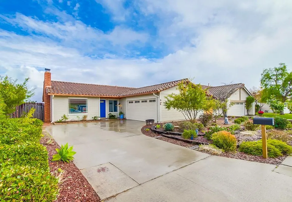355 Trailview Rd