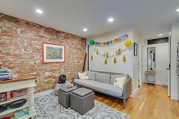 Rented by Dalan Rentals | media 20