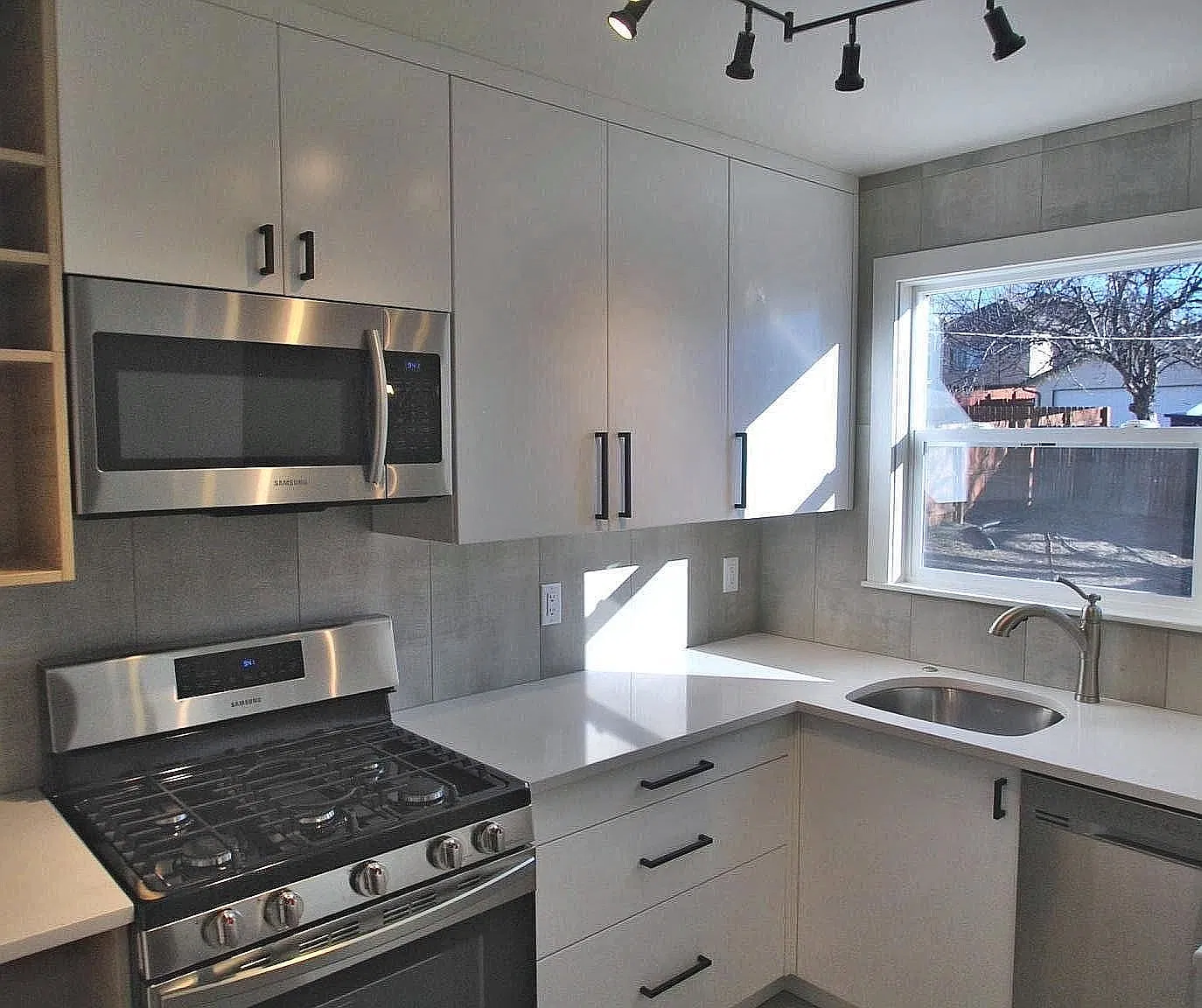 280 S Franklin St — Photo 2