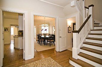 :: 222 28th Avenue