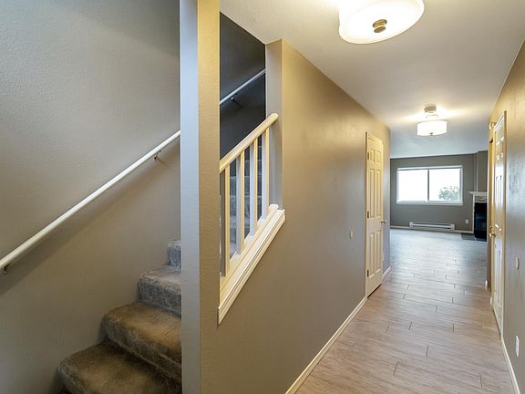 3rd image of 927 132nd St SW