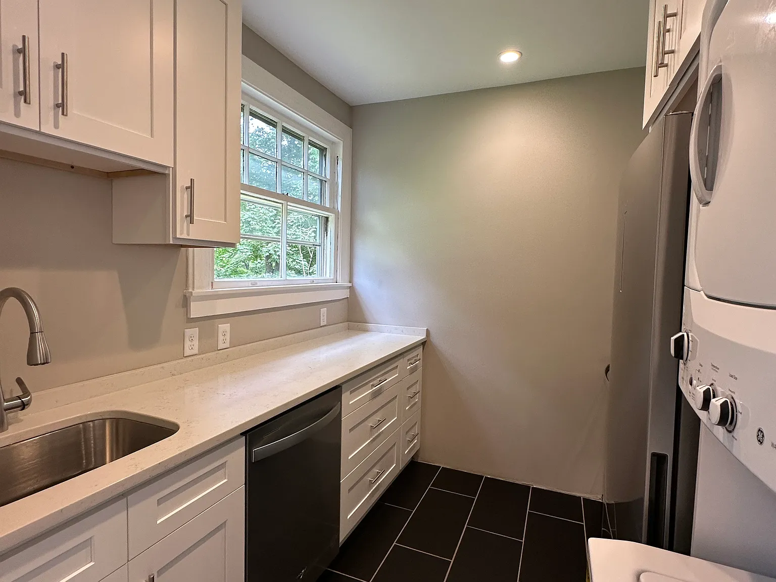1 bed, 550 sqft, $2,295 — Photo 1