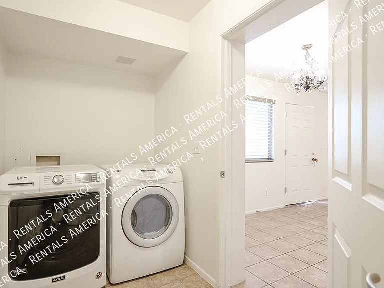 1254 N 85th Pl — Photo 18