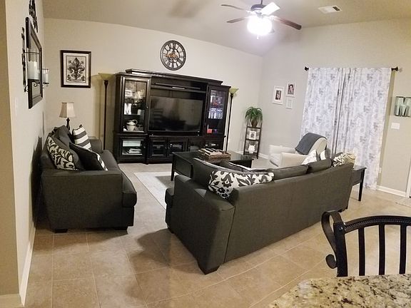 3rd image of 441 Christopher Dr