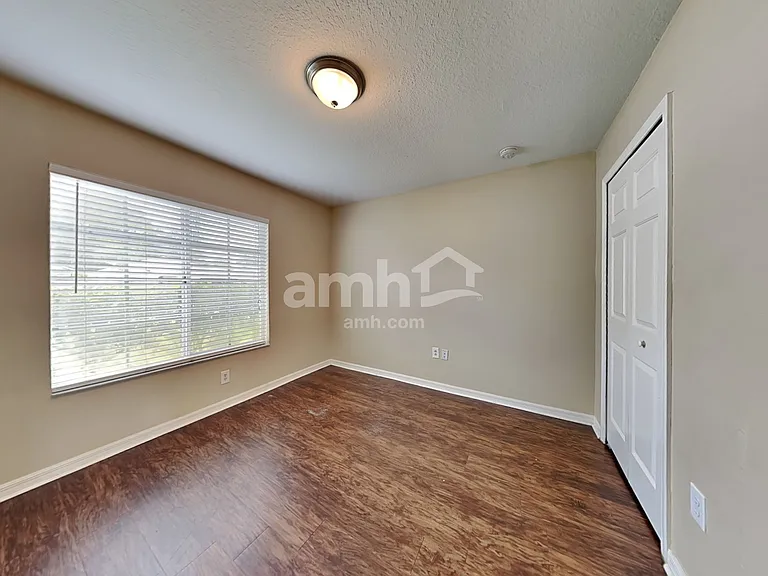 30846 Midtown Ct — Photo 14