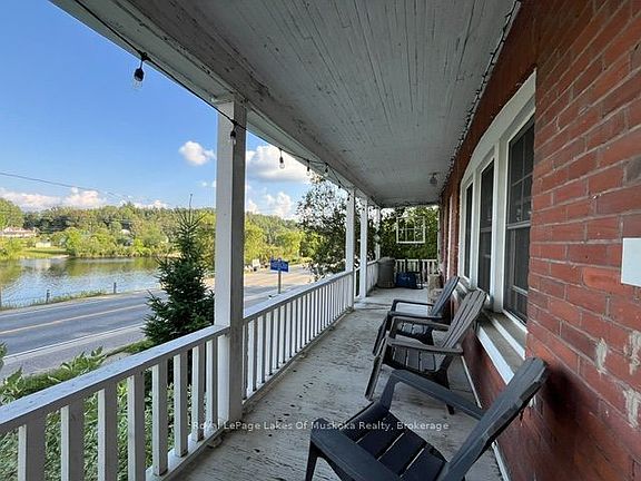 5th image of 149 Ryerson Cres
