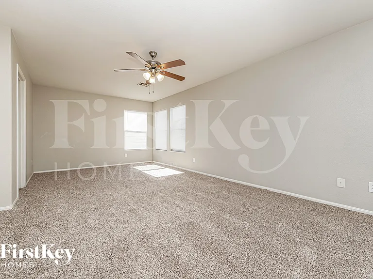 4913 Cherokee Run Ct — Photo 8