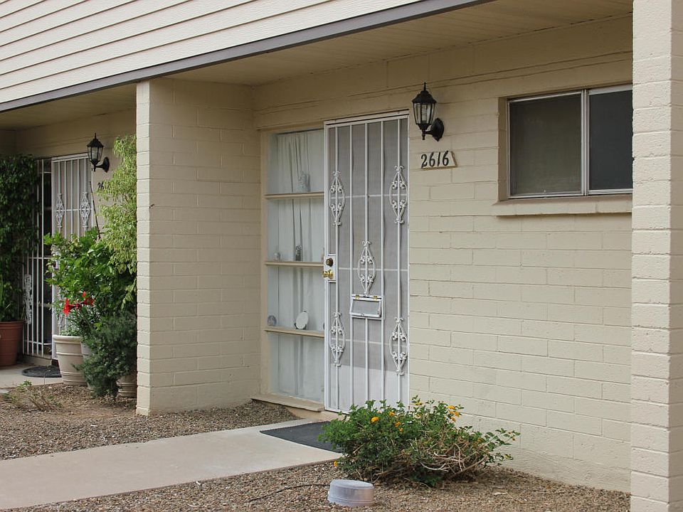 1st image of 2616 W Berridge Ln #C-2