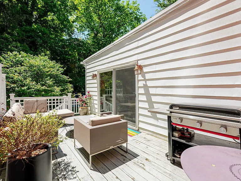 4612 Sedgwick St NW — Photo 48
