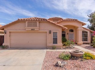 2923 E Calavar Rd, Phoenix, AZ 85032