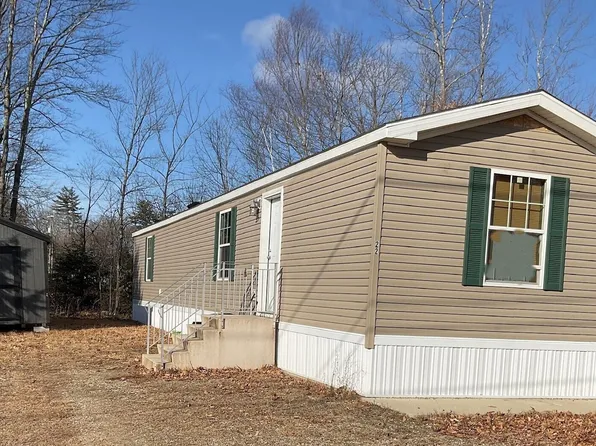 22 Leo Street, Sanford, ME 04073