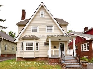 1044 Quilliams Rd, Cleveland Heights, OH 44121