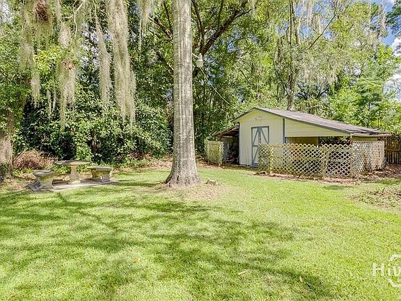 3rd image of 84 Magnolia Street Ext