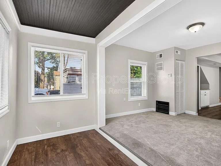 3610 Manhattan Ave — Photo 7